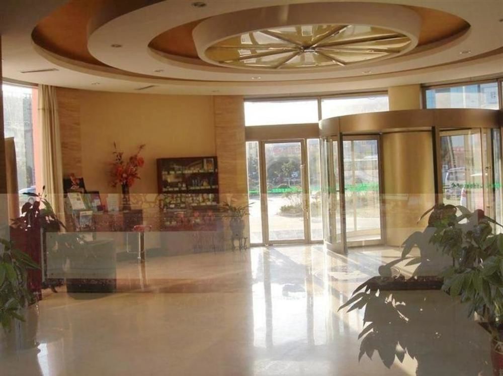 Greentree Inn- Linyi Bus Station Branch מראה חיצוני תמונה